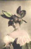 strange hat.jpg (11434 bytes)